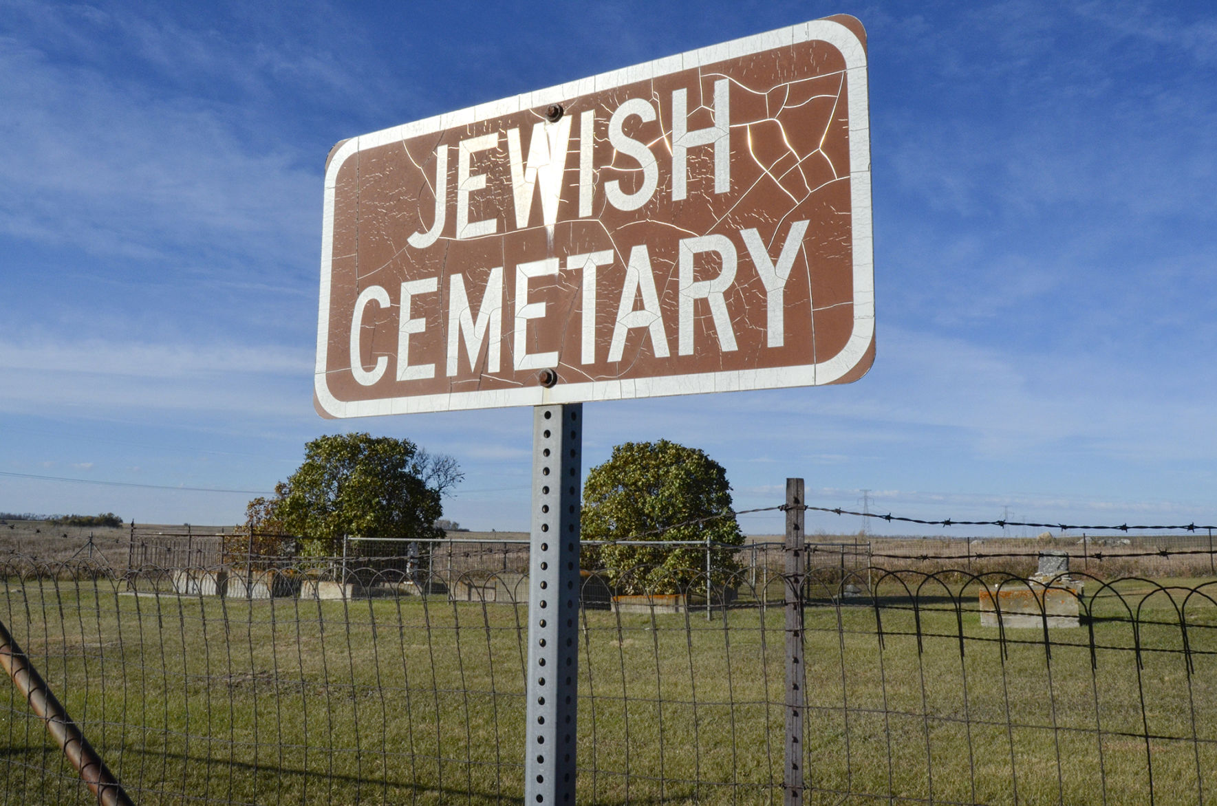RESIZED 102321 Regan Cemetery Entrance.jpg